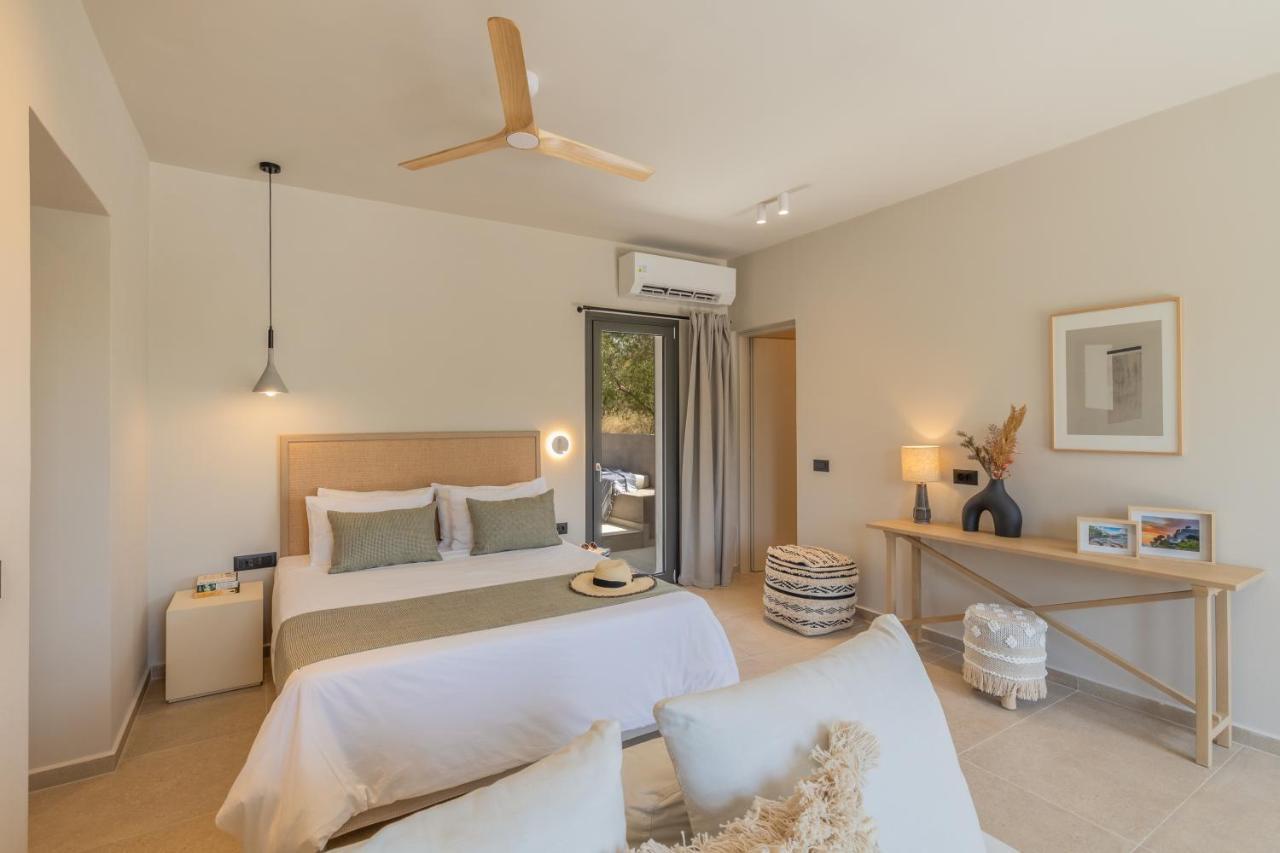 Topos Suites Lassi  Luaran gambar