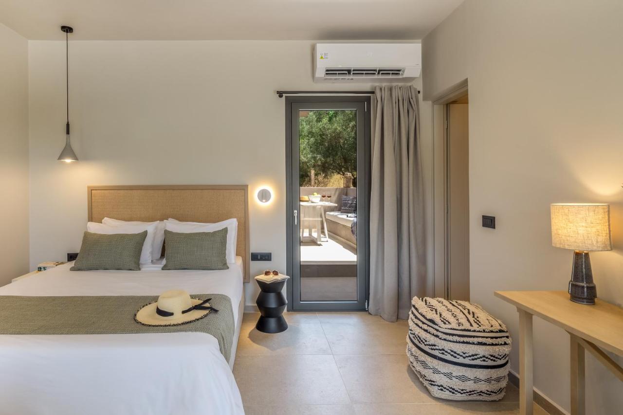 Topos Suites Lassi  Luaran gambar